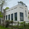 U Beogradu ima 15 nekretnina, u Zagrebu zgradu, na Jahorini kuću, u Crnoj Gori dve vile, stan u Parizu i to nije sve: muzičar…