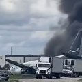 Amazonov teretni avion izleteo sa piste u Majamiju, izbio požar