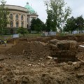 Počinje složena operacija podizanja delova rimskog vodovoda kod Skupštine Srbije: Deo se vraća u arheopark iznad buduće…