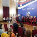 Skupština Beograda danas o pomoći porodicama đaka i javnom linijskom prevozu