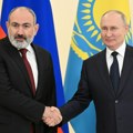 Razgovarali Putin i Pašinjan: Rusija spremna da pruži podršku odnosu između Jermenije i Azerbejdžana