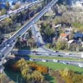Судар на Панчевачком мосту Две особе повређене, створила се велика гужва