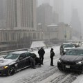 Sedmoro stradalo u snežnoj oluji u SAD