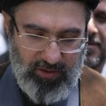 "Pitao sam prijatelje koji imaju veze da li je vrhovni vođa ranjen" Sin iranskog predsednika objavio vesti o ajatolahu kojeg…