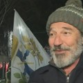 Глумац Гаги Јовановић о нападу на протесту: "Све се десило због госпође којој су отели транспарент, хвала ‘бибер-револверашу’…