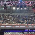 Poruka za Trampa na UFC spektaklu u Areni: Publika razvila ogroman transparent, evo šta je poručila predsedniku Amerike (foto)…
