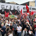 Desetine hiljada ljudi okupilo se u Prištini u znak podrške pripadnicima OVK