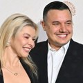 Danijela Karić na štakama, imala nezgodu Njen muž otkrio: "Oporavlja se"