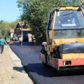 Rehabilitacija kolovoza u Konopnici i ugradnja grebanog asfalta u Orašju