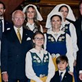 Švedska kraljevska porodica u narodnim nošnjama za najsvečaniji dan