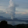 Filipini: registrovana aktivnost vulkana Tal, vlasti zatvorile škole u okolini