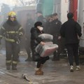 "Ostao sam bez svega": Kinezi ispred tržnog centra koji guta vatra u šoku i neverici, pokušavaju da se probiju kroz vatru i…