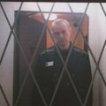 Zatvorenik iz kaznene kolonije gde je bio Navaljni priča za Novaja Gazeta o „misterioznom metežu“: „Umro je ranije nego…