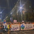 AP: Protesti su veliki izazov za Vučića i njegovu sve autokratičniju vladavinu