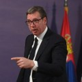 Vučić postojavao ministre na sednici Vlade, govorio o protestu srednjoškolaca i studenata