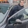 Zaleteo se automobilom na građane u blokadi raskrsnice u Novom Sadu (VIDEO)