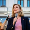 Austrijska ministarka koja je dočekala srpske studente u Beču odgovorila Đuriću: Ne mešam se u unutrašnja pitanja Srbije