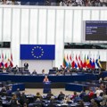 U EP počela sednica o nepoverenju EK, Fon der Lajen: Pipere izneo lažne optužbe