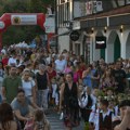 Skoro 5 miliona dinara za nastupe Saše Matića i Marine Visković na Vinskom balu u Vlasotincu