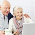Nova studija otkriva: Stariji koji koriste internet imaju bolje pamćenje i manje depresije