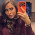 Dačićeva bivša snajka u ultra kratkom miniću: U ruci markirana torba: Usijale se mreže zbog stajlinga