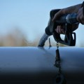 Evrodizel skuplji za dinar, nepromenjena cena benzina