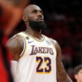 Hjuston izbegao "metlu" protiv Lejkersa, Lebron odigrao partiju za zaborav