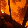 (Video) Ovo je zaista užasno Vatrogasci objavili snimak iz samog centra katastrofalnog požara kod Omiša Ušli su u grotlo da…