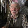 Šapčanin Miodrag (85) od dvanaeste godine bavi se ovim zanimanje Učio zanat od francuskih majstora, a sada je on mnogima…