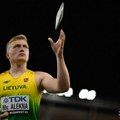 Alekna junior za 47 cm bolji od oca: Pao najdugovečniji svetski rekord u muškoj atletici, mada i sledeći najpostojaniji…