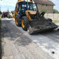 Путари и данас били вредни Најдужа улица у Ветернику добила нови асфалт