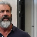 Oskarovac Mel Gibson vređao IQ Kamale Haris, podržao Trampa (video)