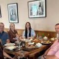 Anđela upoznala Gastoza sa porodicom, evo kako je protekao prvi susret sa Velišom: Slika govori sve