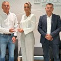 Banca Intesa investirala u obveznice kompanije Bexexpress