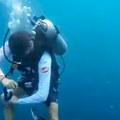Uživao je u ronjenju, a onda se iza njega stvorila ogromna senka: "Zato se plašim okeana!"