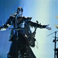 Luka iz "Lavine" uhvaćen sa fatalnom crnkom: Evo šta frontmen metal benda radi pred nastup na Evroviziji (foto)
