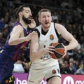 Efes se oprostio od iskusnog dua
