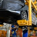 Kina smenjuje Nemačku kao džin automobilske industrije