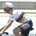 Vuelta: Grouvsu četvrta etapa, Evenepul izbegao katastrofu