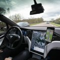 Kompanija Tesla ponovo u problemu: Otvorena istraga zbog povlačenja dva miliona vozila s autopilotom