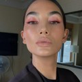 Letnji vajb uz mirise breskve i kajsije: Ako ovog leta treba da izaberete jednu boju za svoj make up, neka bude baš ova