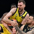 Fenerbahče osvojio Evroligu, Gudurić doneo trofej timu iz Istanbula