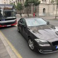 Teška nezgoda u centru Beograda: Nekoliko osoba povređeno u sudaru automobila i autobusa