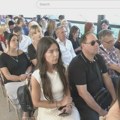 Šta nam rade medijski milijunaši (VIII): Otitis externa, anus - vranjski rečnik anatomije