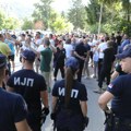 „Dok učesnici naših programa bivaju hapšeni i povređivani na ulicama, nemoguće je održati festival“: Odlaže se Bašta fest…