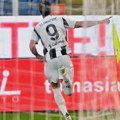 Problem u najavi - Dejvid hoće Vlahovićevu "devetku"!