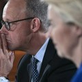 Za istoriju: Merc "gura" Ursulu fon der Lajen za predsednika Nemačke