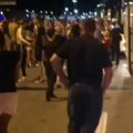 Šok scena na graničnom prelazu Srbi odlučili da prekrate vreme dok čekaju, pa napravili cirkus, orilo se "ej Šeki, Šeki!''…