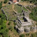 Arheolozi otkrili mega-tvrđavu na granici Evrope i Azije! Sve je snimljeno dronom: "Kamene zidine su masivne"