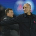 Enrike upakovao Strazbur u ukrasni papir, pa uputio apel na koji glavešine ne mare